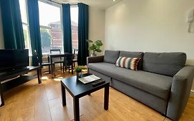 Relax In A Modern Cardiff Home By The City Centre & Bute Park